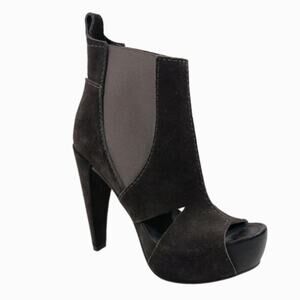 S2549 GUC $540 Pedro Garcia Abbie Booties size 37 US 7